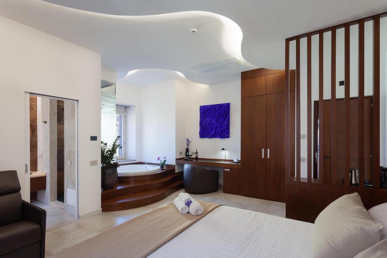 Palazzo Ferrucci Luxury Suites Cagliari Exteriör bild